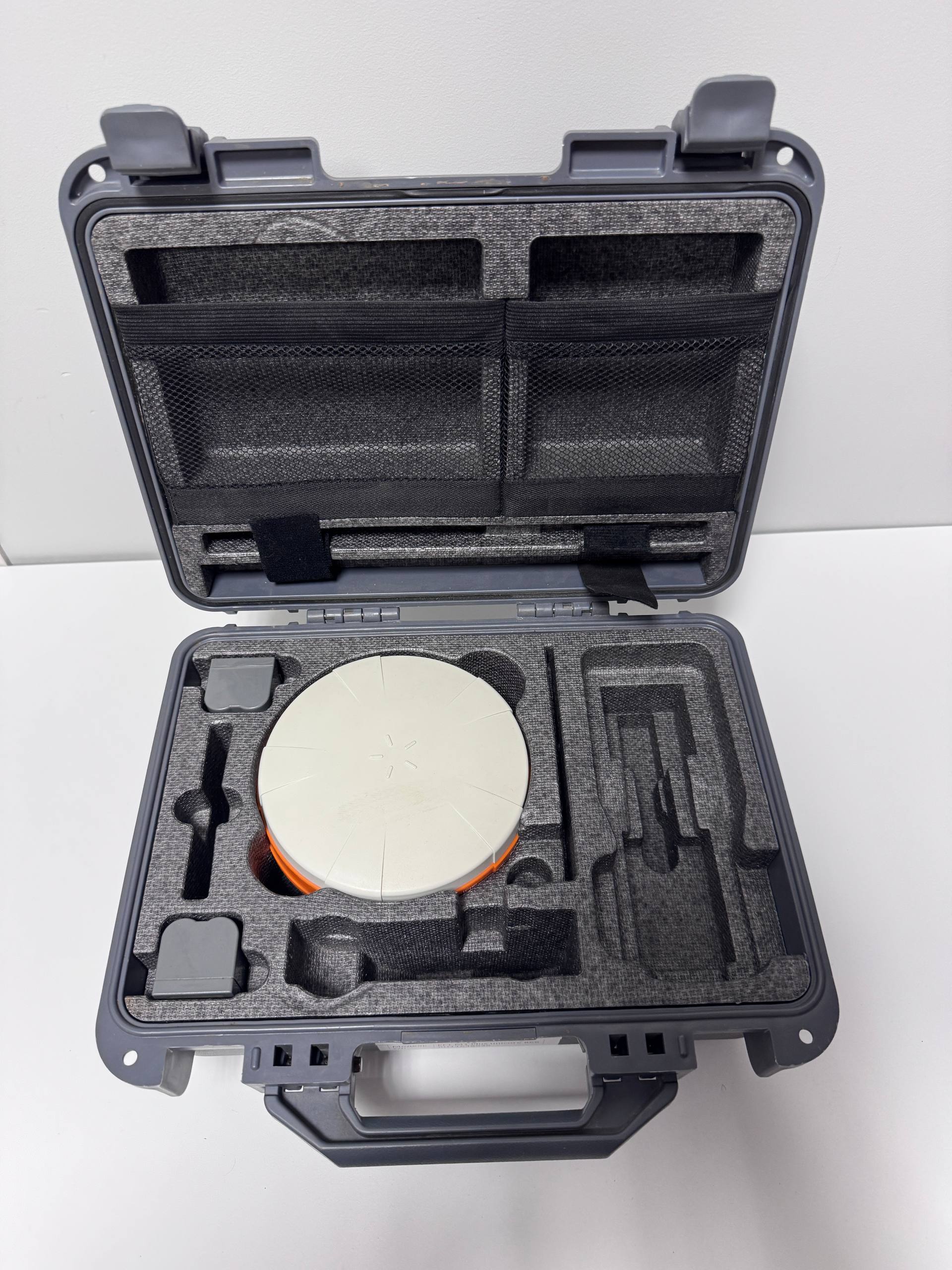 Приемник EFT M1 Plus 866 каналов GSM/УКВ