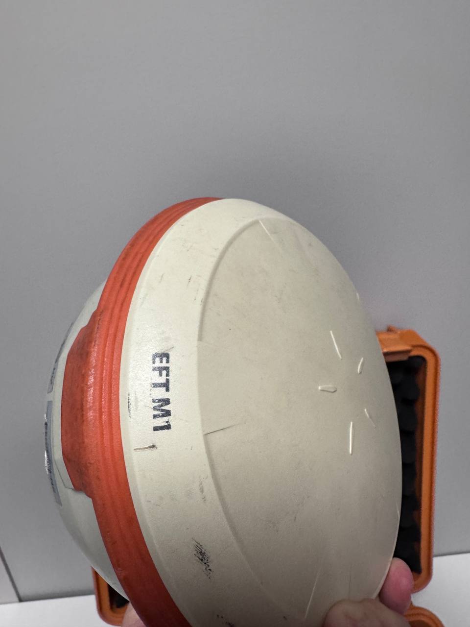 Приемник EFT M1 GNSS 220 каналов GSM