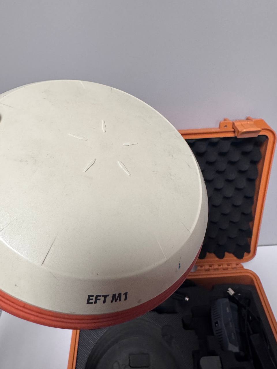 Приемник EFT M1 GNSS 220 каналов GSM