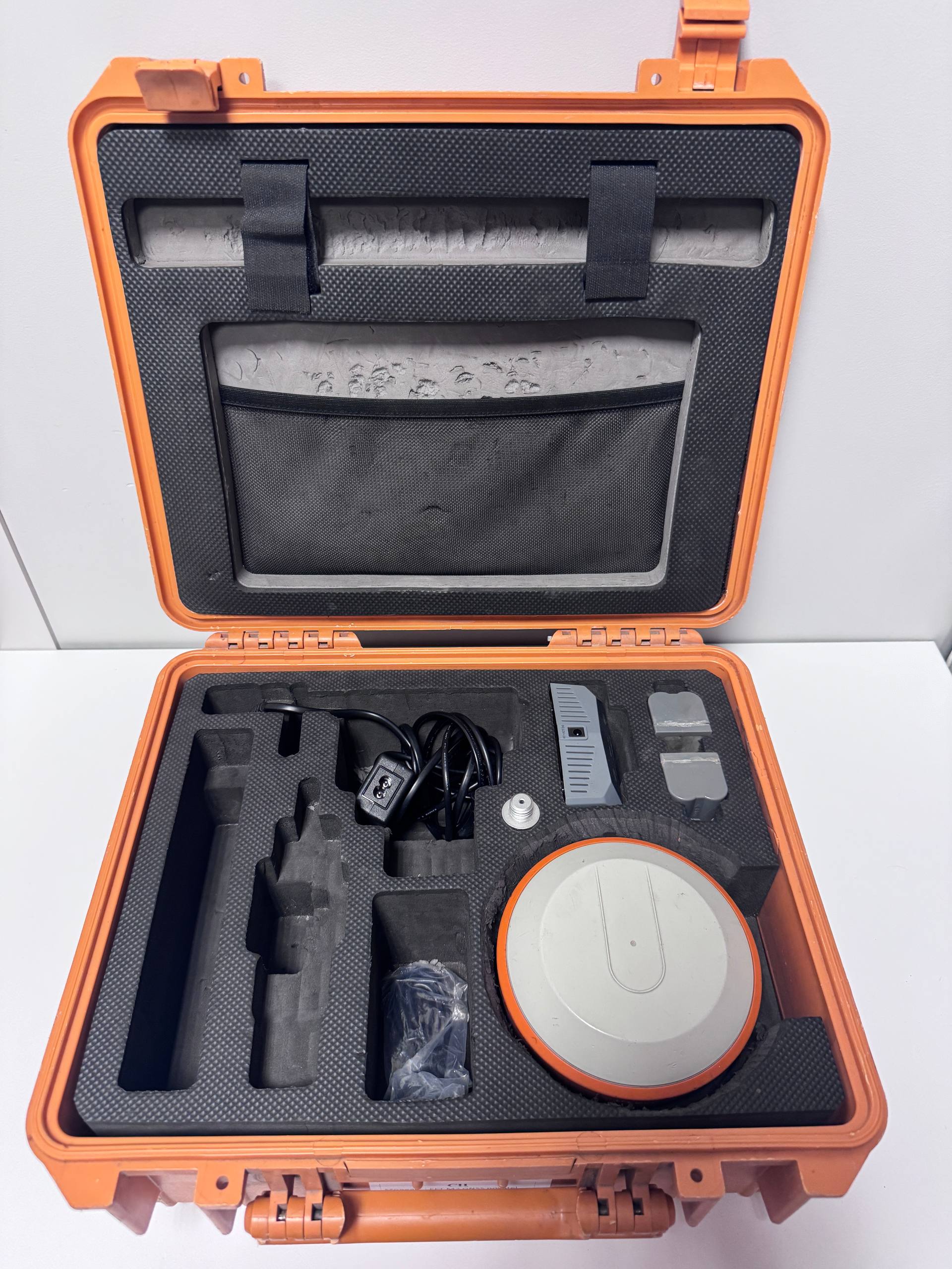 Приемник EFT M2 GNSS 220 каналов GSM/УКВ
